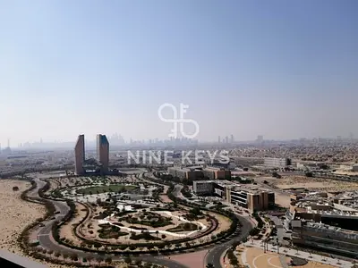 Ready to move | Unfurnished | Community view