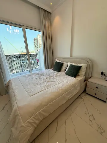 Menlo Bed Queen Size + Queen Size Mattress + Drawer