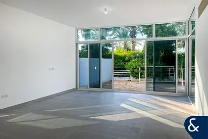 4 Bed+ Maids | Pool Backing | Big Plot
