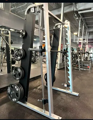 Smith Machine Hammer Strength