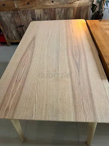 Dinning table