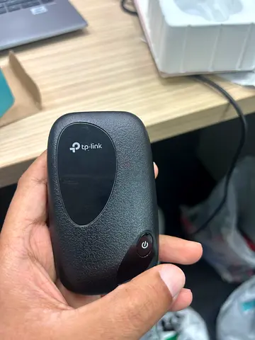 TP-Link portable travel Wi-Fi router (working)- never used