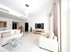 Vacant | Upgraded 2 Bed + Maid | Park View