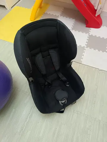 Maxicosi child carseat very clean excellent condition