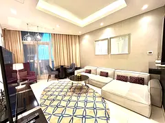 Sky-High One-Bed in the Heart of Downtown