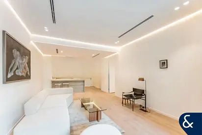 Upgraded | Garden | Vacant | Furnished