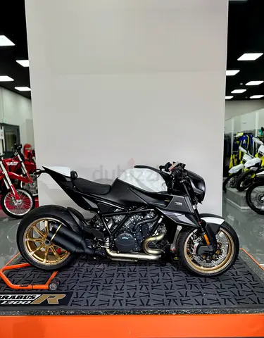 BRABUS 1300 R Masterpiece Edition