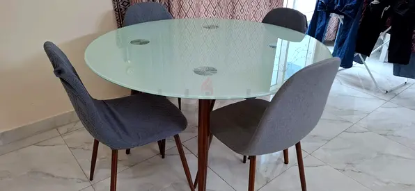Modern Round Glass Dining Table with Four Chairs