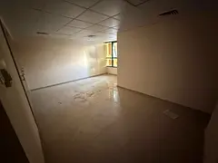 Studio apartment - spacious - separate kitchen - free maintenance - central air conditioning - suita