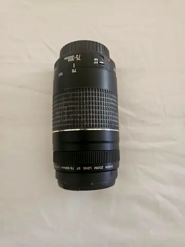 Selling my Canon EF 75-300mm f/4-5.6 III telephoto zoom lens