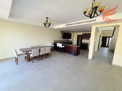 Corner villa in Bermuda 2BR + Maidroom