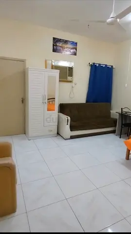 Sharing room available for rent