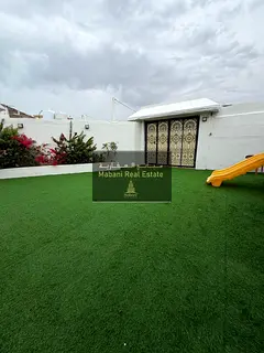 For sale a house in Al-Sabkha area 8000 feet