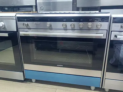 SIEMENS iQ700 Latest Model Dual Option Top Gas 5 Burner, Electric Oven Cooker Range Size 90 X 60cm