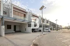 Light, Space  Park Views | Stunning 3BR Townhouse