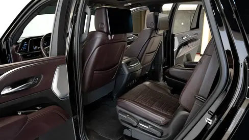 صورة 13 لـ 2021 Cadillac ESCALADE