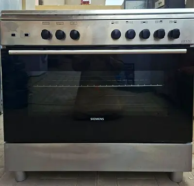 Siemens gas cooker for sale 90x60 neat   clean with 5 burners