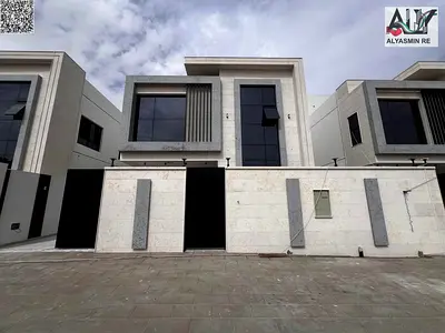 منطقه الزاهيه شامل رسوم _ عجمان _ أول ساكن ( طابقين + روف ) موقع مميز بجانب الخدمات