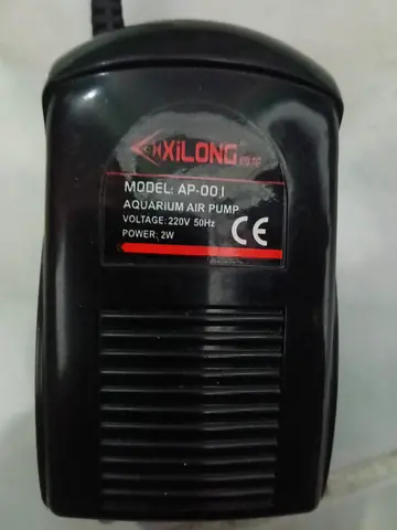 Aquarium Xilong Air Pump AP-001 (With tube and Air stone )