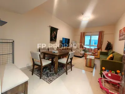 Exclusive || High End Furnished || Community View
