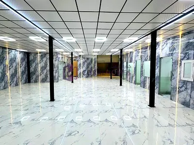 مستودع تجاري مع مكاتب من شركة G+M | 12 كيلوواط