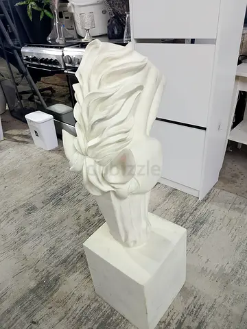 Horse market antique piece for sale