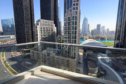 Fully Furnished | Fountain View | Close to Mall