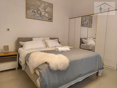 Fully Furniture / Vacant / 12 payments available