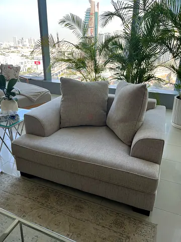 Comfortable large armchair - The One