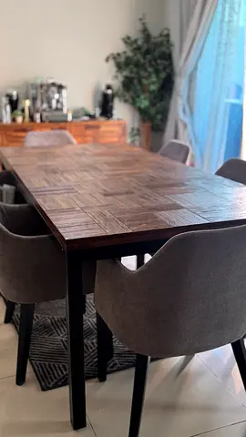 Dining table set