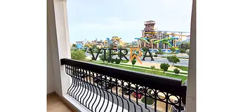 Luxury Apartment | Water World View | Vacant