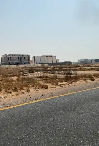 فرصة استثمارية - أرضين سكنية  -على شارع مباشر