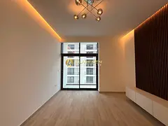 High-Floor 1BR | The East Crest | Balcony | City &amp; Road View