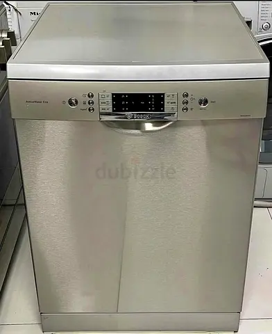 Stainless steel freestanding dishwasher — good working condition