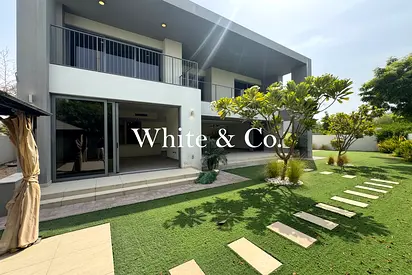 Single Row | Huge Plot | Garden Landscape
