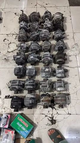 Bulk Auto Parts Lot – Alternators, Starters, Brake Pads, Oils (190+ Items Total)