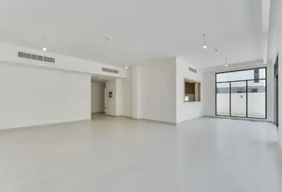 Beachfront 5BR Villa | Fully Furnished | Vacant