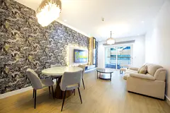 Luxury 1-Bedroom with Sea View | Walk to Beach &amp; Tram