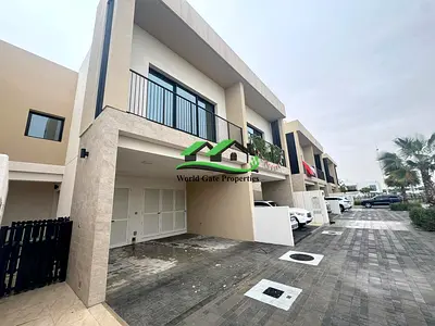 Middle Villa Partial Furnished Ready To Move In