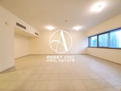 Big Apt | Upgraded Kitchen | Maid/ Store Room