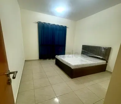 No commission Direct owner Family room karama