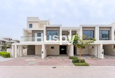 Fitted Kitchen | Vacant | Large Layout