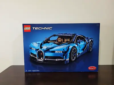 Lego - Bugatti Chiron (42083)