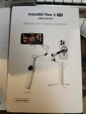 Insta360 Flow 2 Pro Creator Kit – AI tracking smartphone gimbal (Summit White, boxed)