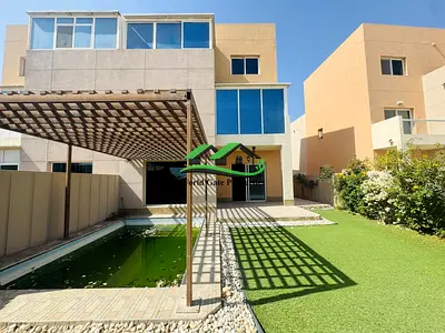Single Row Spacious 5BR Villa Ready To Move