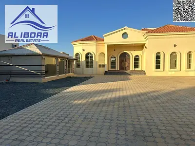 🏡 فيلا للبيع في الرقايب 1 – عجمان 📍 موقع مميز زاوية على شارعين إسفلت  خلف نستو هايبر ماركت – قريبة من جامعة عجمان ومستشفى ثومبي  وقريبة من الطب الوق