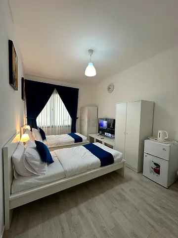 Executive Room For Ladies|City Center| Free Housekeeping| Shared Fully Equipped Kitchen.