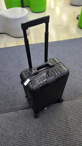 Rimowa Original Boarding Case S (21 inches)