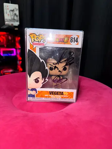 Dragonball funko pop VEGETA with signature