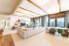 Partial Sea View | Simplex | Owner Occupied